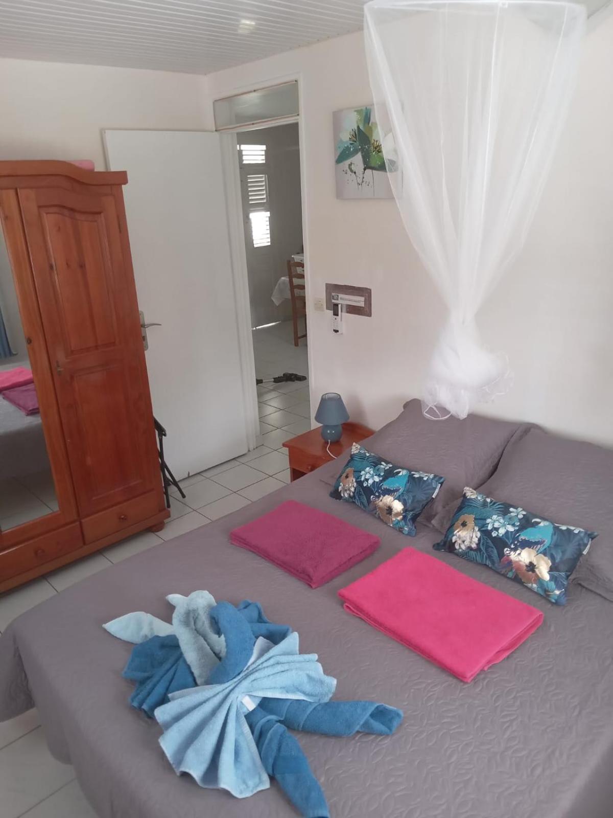 Apartamento Les Orchidees Sainte-Anne Exterior foto